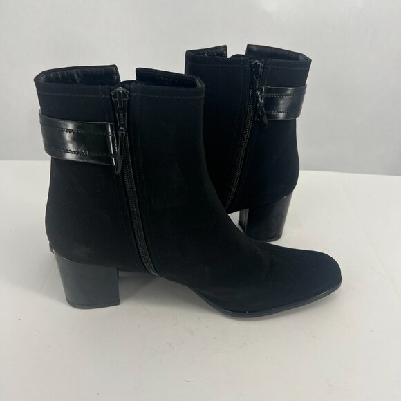 Stuart Weitzman Black Lined Booties Size 10 - Picture 10 of 17